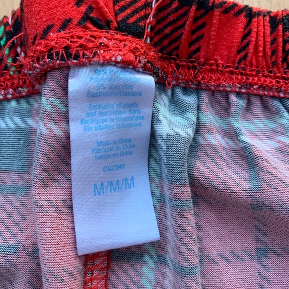 soft red plaid pj shorts with lace trim - Picture 3 of 5